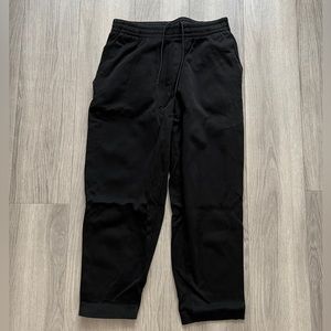 Uniqlo men black joggers - M